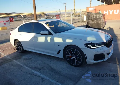 2023 BMW 530E из США, поврежденный, VIN WBA13AG02PCN04160